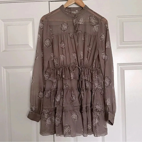 ANTHROPOLOGIE x SEEN WORN KEPT | Taupe Ivory Ruffle Dress | Size Medium - Picture 1 of 7